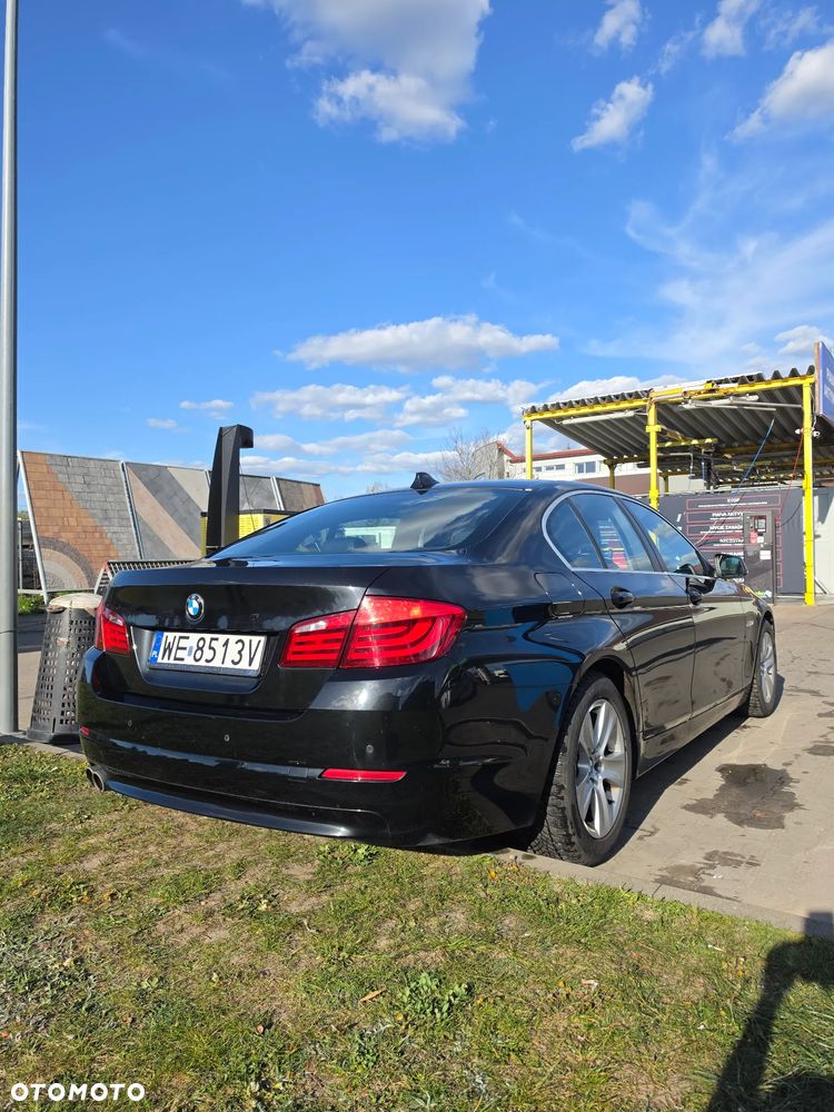 BMW Seria 5 520d - 8