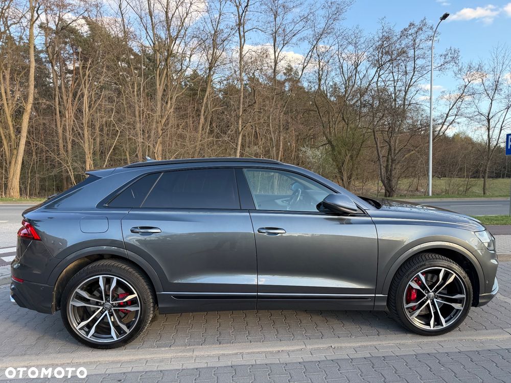 Audi SQ8 - 2