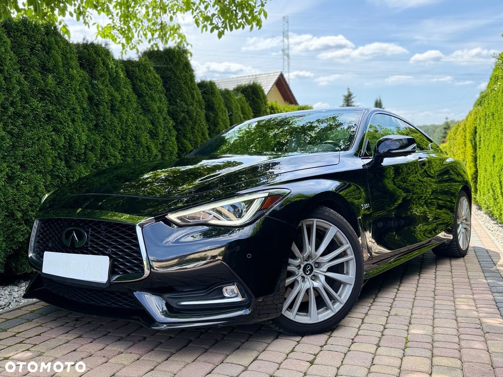 Infiniti Q60 - 11