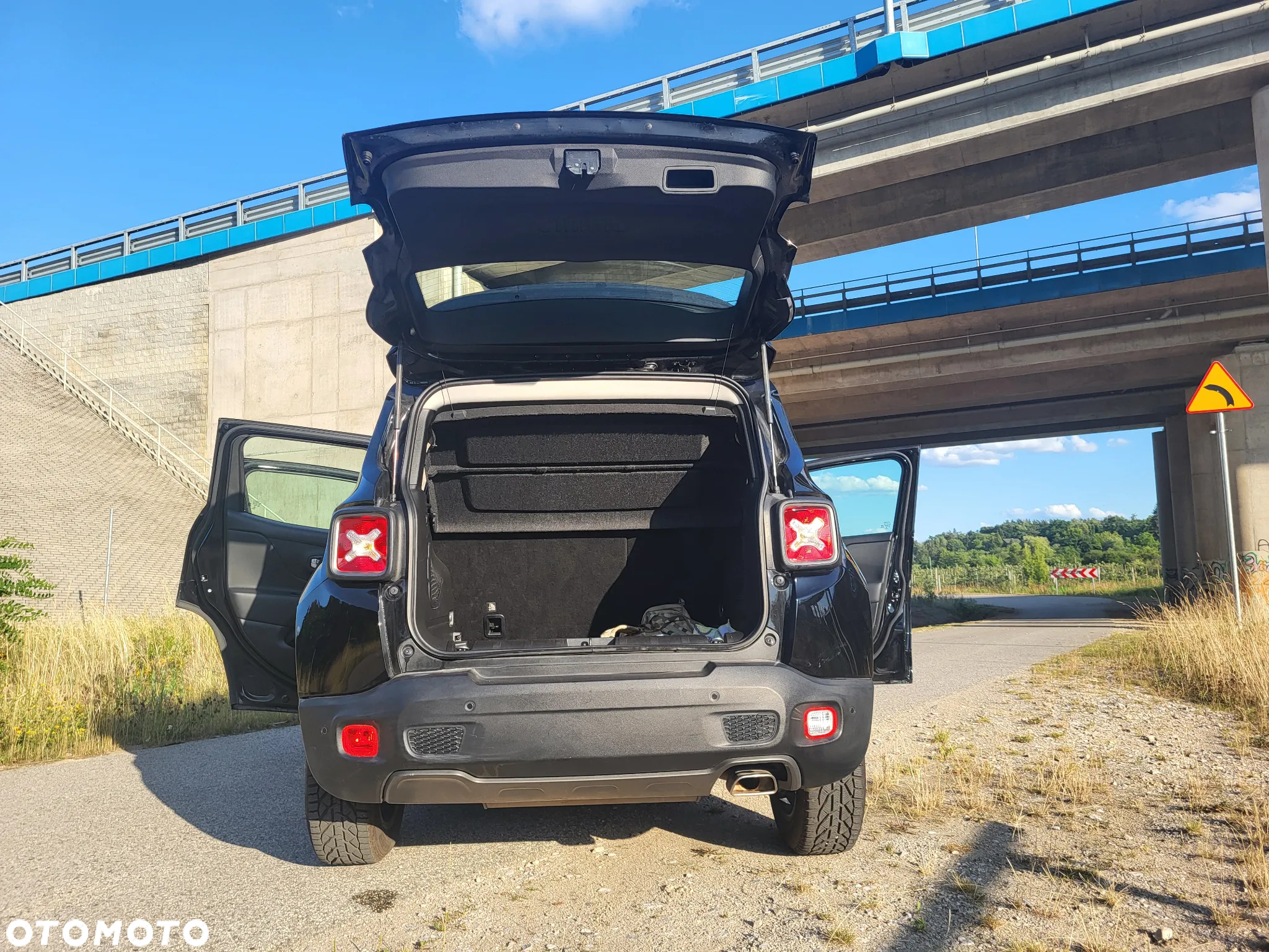 Jeep Renegade - 2