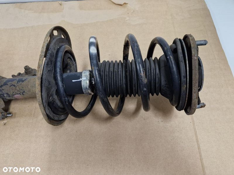 TOYOTA VERSO 1 I LIFT 1.6 D MCPHERSON LEWY ZWROTNICA LEWA PIASTA AMORTYZATOR - 3