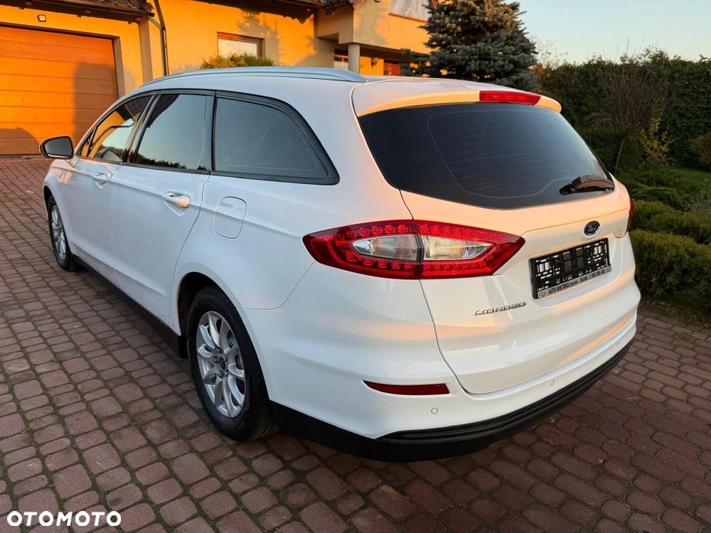Ford Mondeo 2.0 TDCi Ambiente - 3