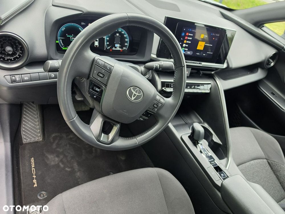 Toyota C-HR - 15