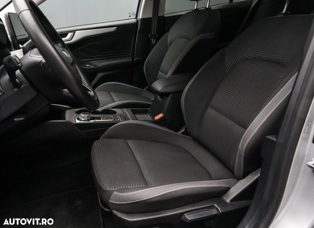 Ford Focus 1.0 EcoBoost Titanium Business - 13