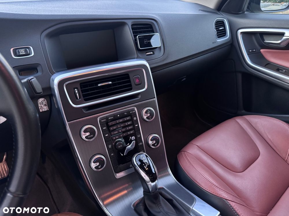 Volvo S60 T5 Drive-E Summum - 18