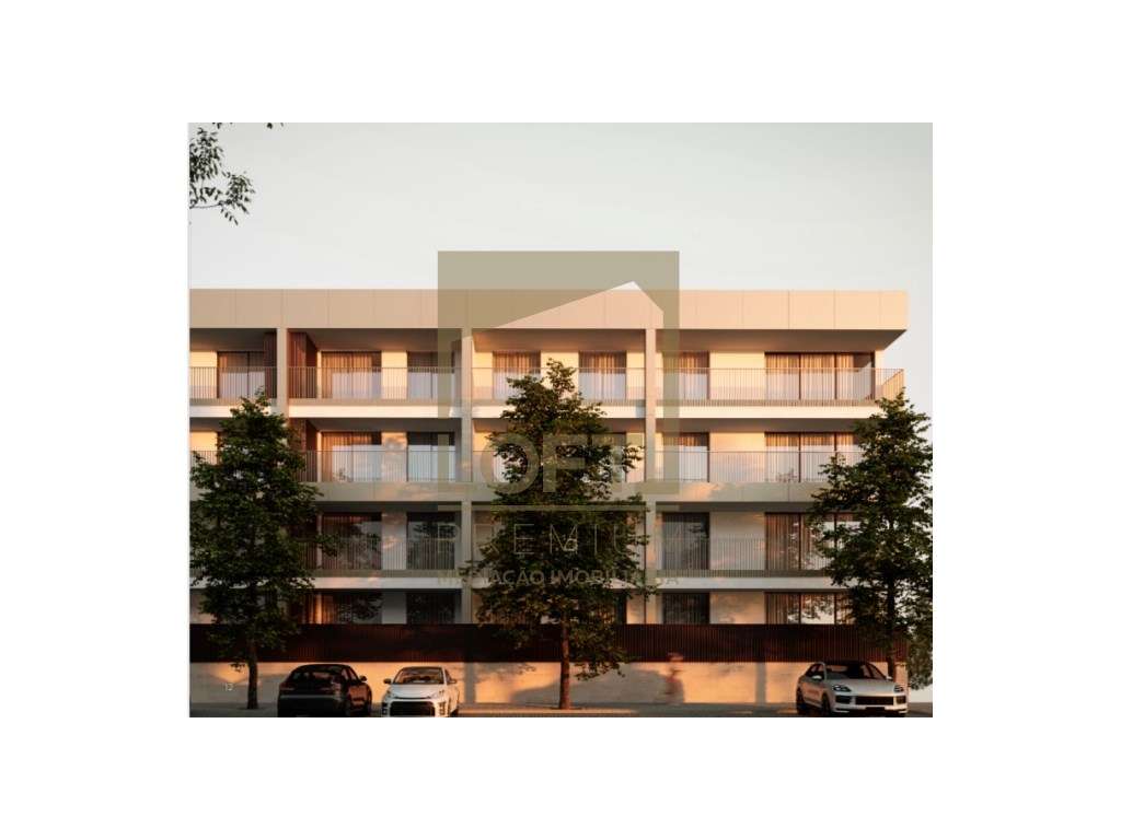 Apartamento T4 em Gaveto no Empreendimento Mil Cento e Onze - Grande imagem: 2/17
