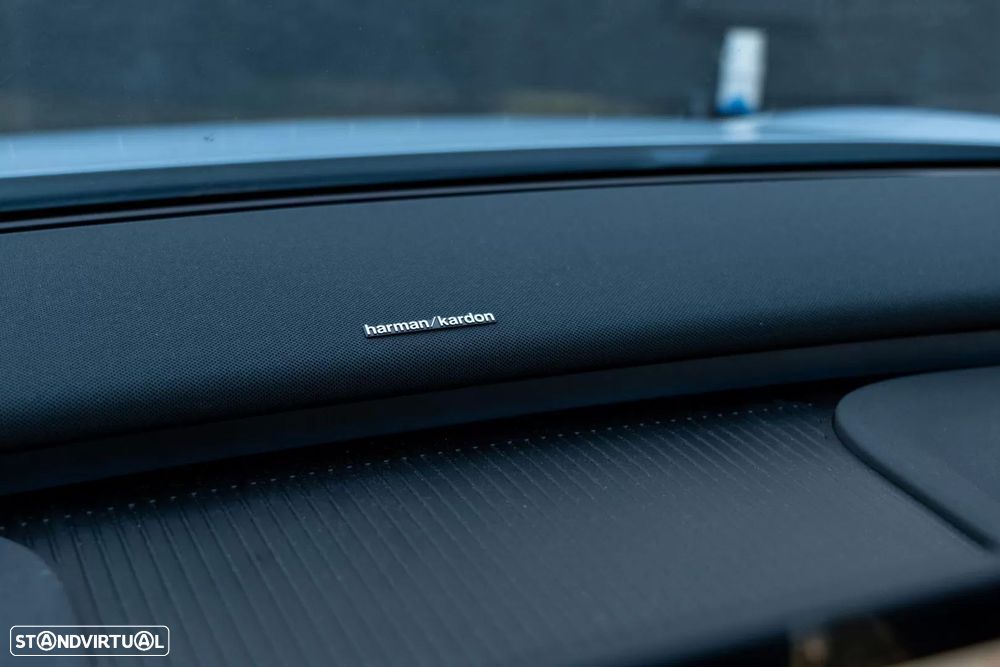 Volvo EX30 69 kWh Single Motor Extended Range Ultra - 19