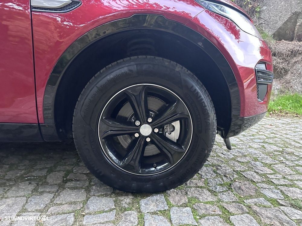 Land Rover Discovery Sport 2.0 TD4 HSE - 25