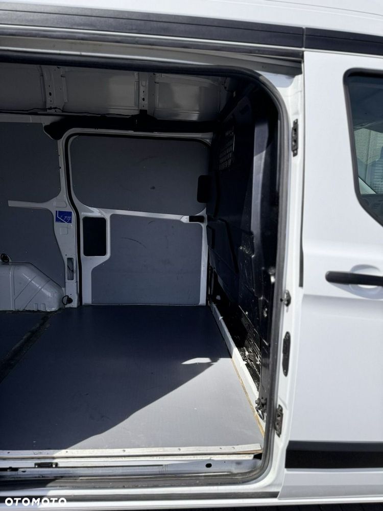Ford Transit Custom - 12