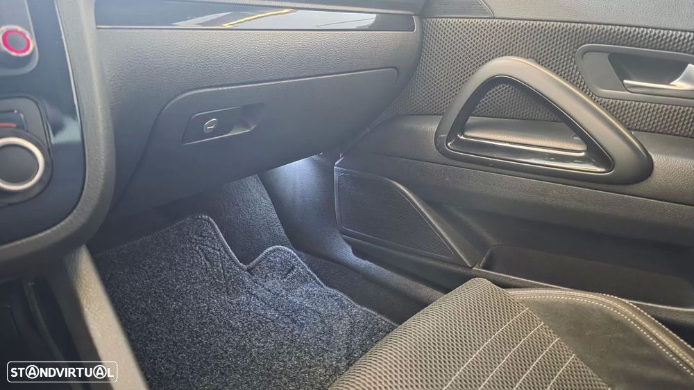 VW Scirocco 2.0 TDI Sport - 48