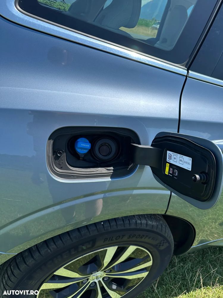 Volvo XC 60 D4 Momentum Pro - 30