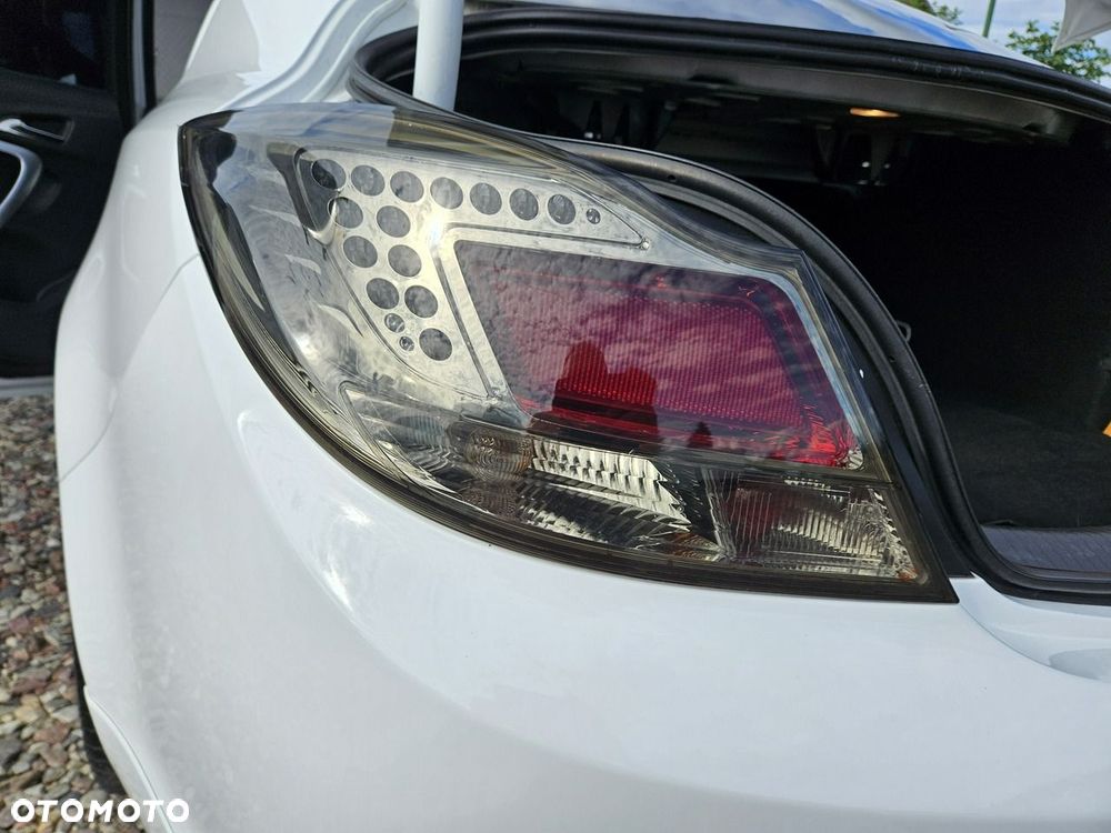 Opel Insignia - 23