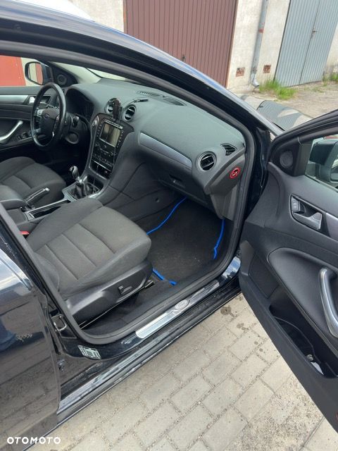 Ford Mondeo 2.2 TDCi Titanium - 18