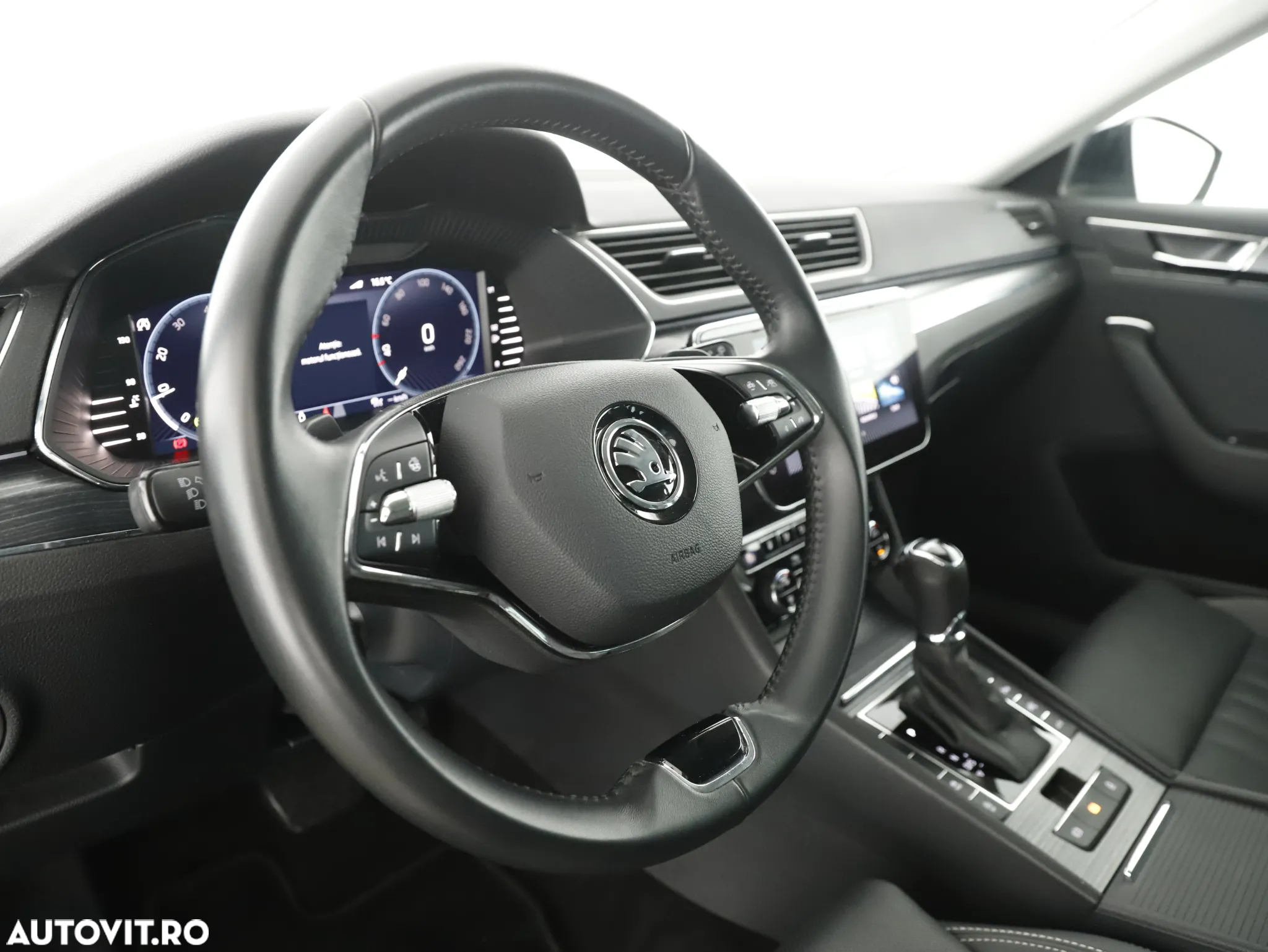 Skoda Superb 2.0 TDI DSG Style - 10