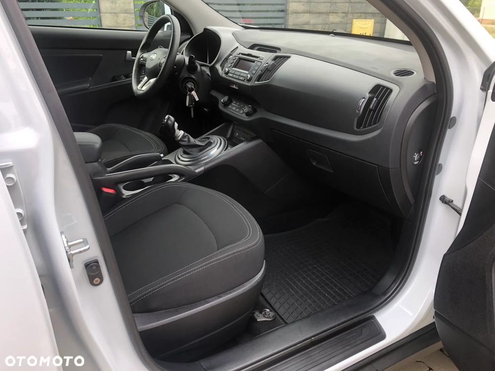 Kia Sportage 1.6 GDI L 2WD - 33