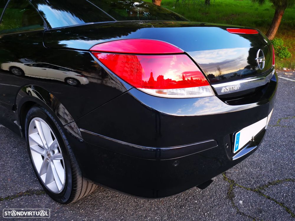 Opel Astra Cabrio TwinTop 1.9 CDTi - 15