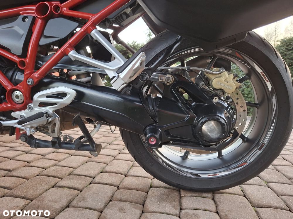 BMW R - 7