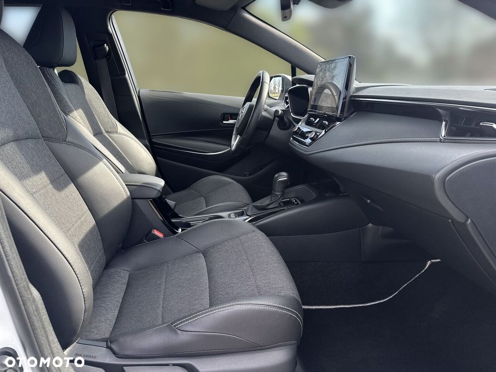 Toyota Corolla 1.8 Hybrid Style - 12