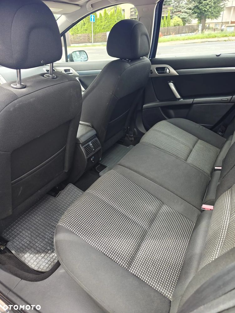 Peugeot 407 140 - 8