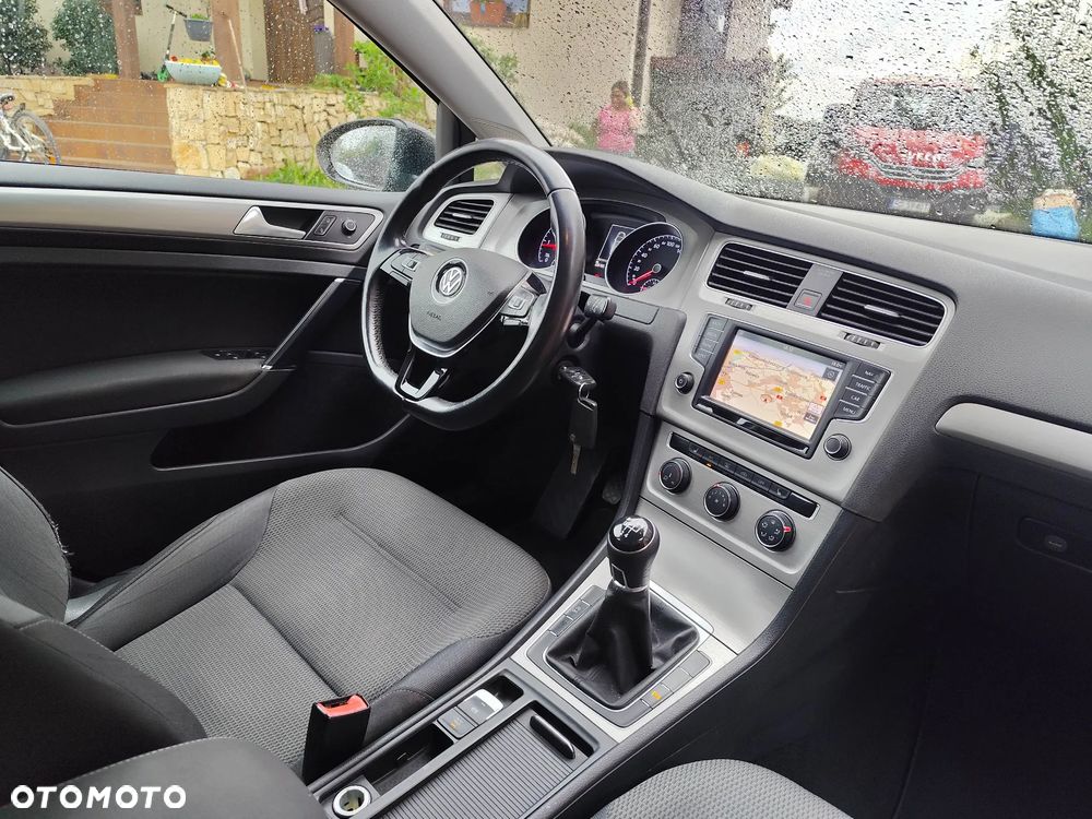 Volkswagen Golf 1.6 TDI BlueMotion Comfortline - 6