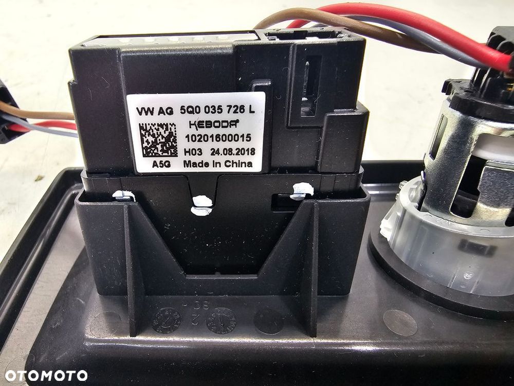 GNIAZDO ZAPALNICZKI PORT USB C ŁADOWARKI AUDI Q5 FY A4 B9 A5 8W 5Q0035726L - 8
