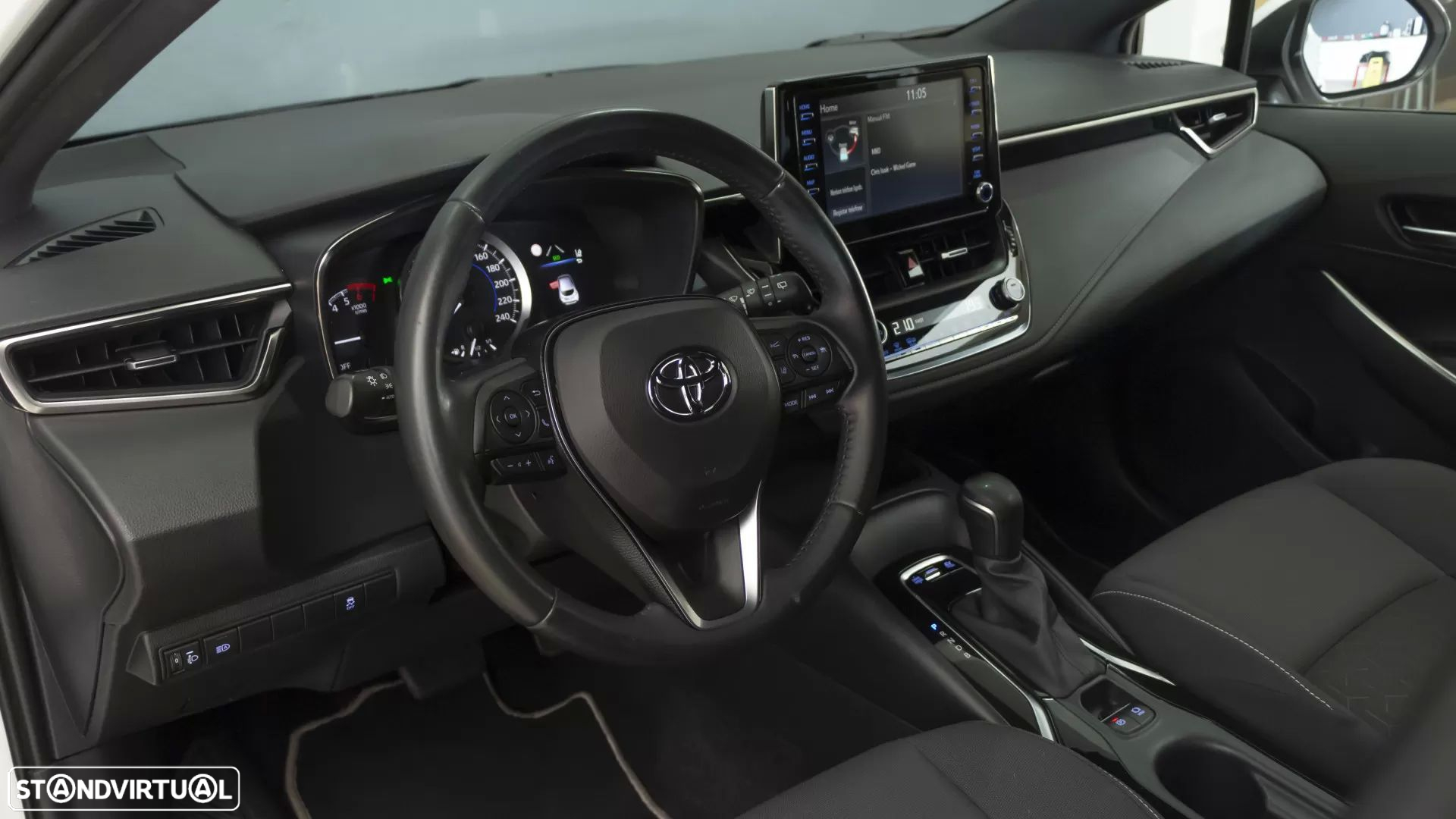 Toyota Corolla 1.8 Hybrid Comfort - 16
