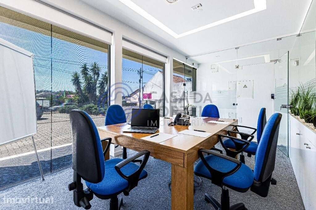 Edifício de Escritórios com 181 m2 totais em Albergaria - Marinha Gran - Grande imagem: 3/21