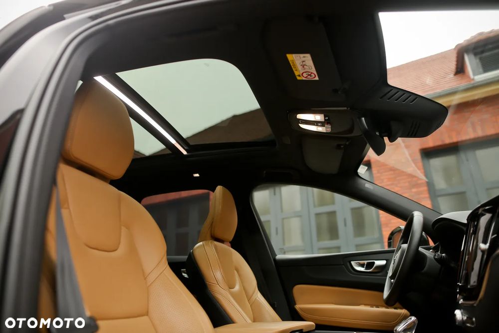 Volvo XC 60 B5 D AWD Geartronic Inscription - 26