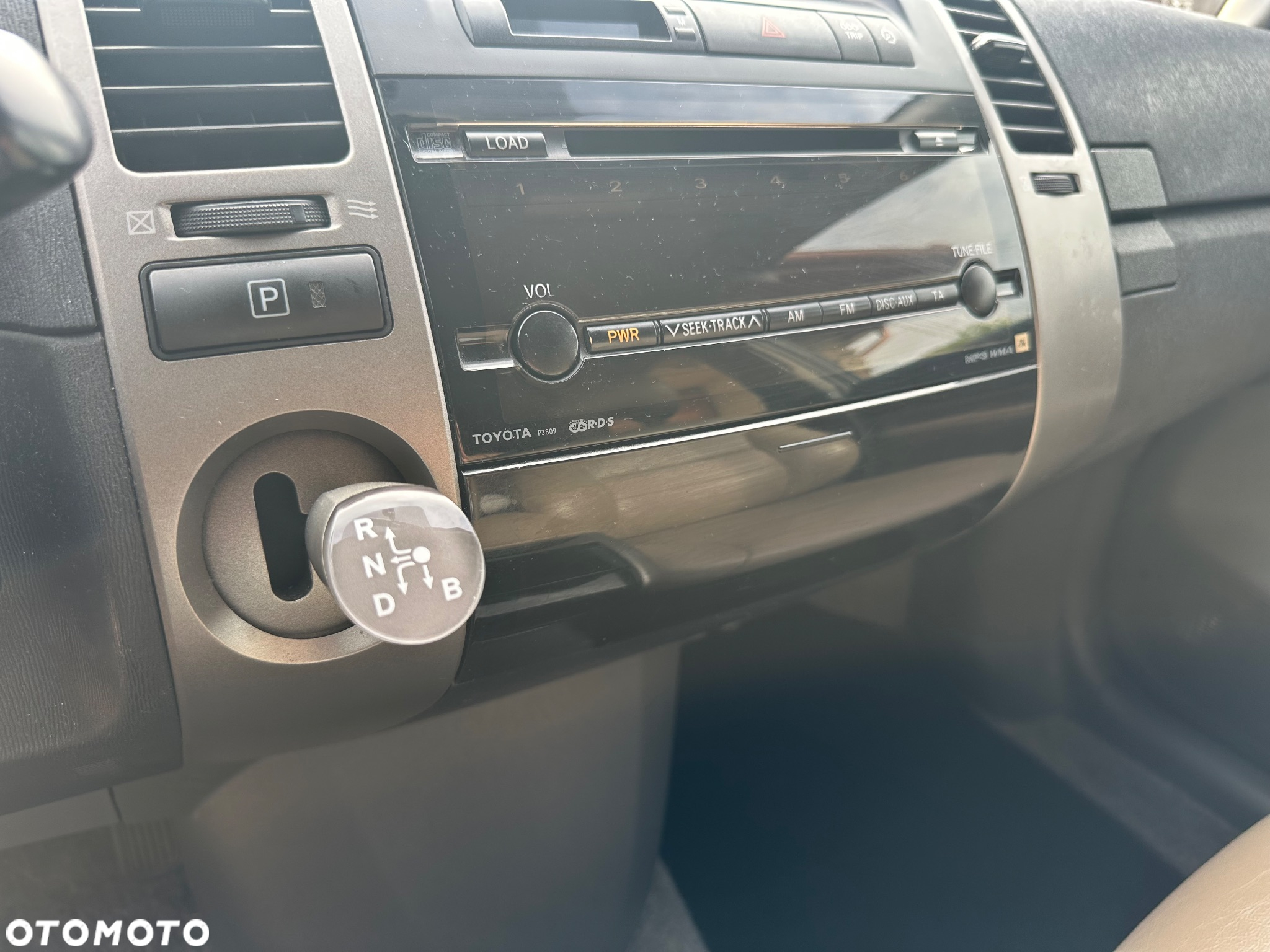 Toyota Prius 1.5 VVT-i Prestige - 13