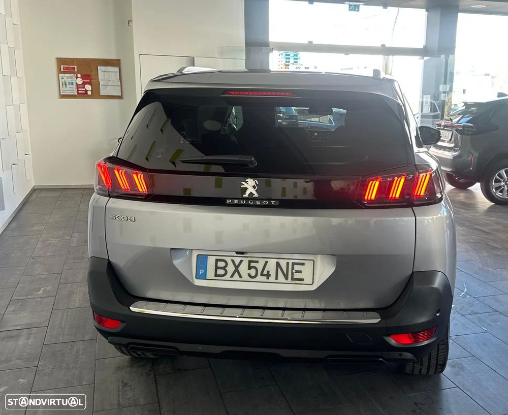 Peugeot 5008 1.6 Plug-in Hybrid Allure e-DCS7 - 4