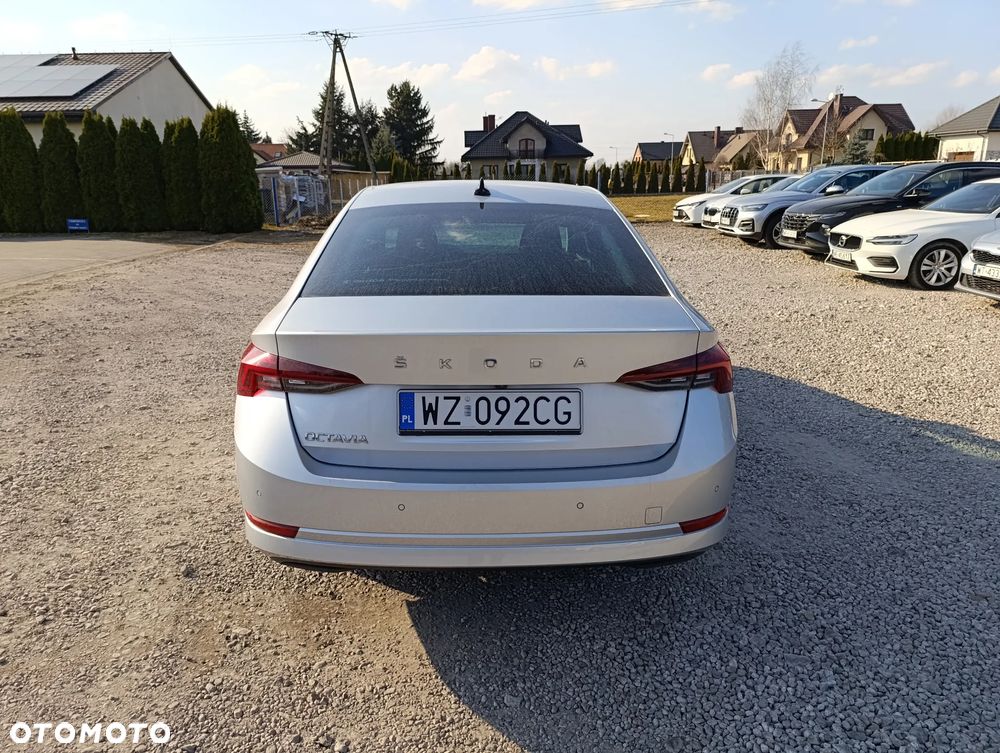 Skoda Octavia 2.0 TDI Ambition - 10