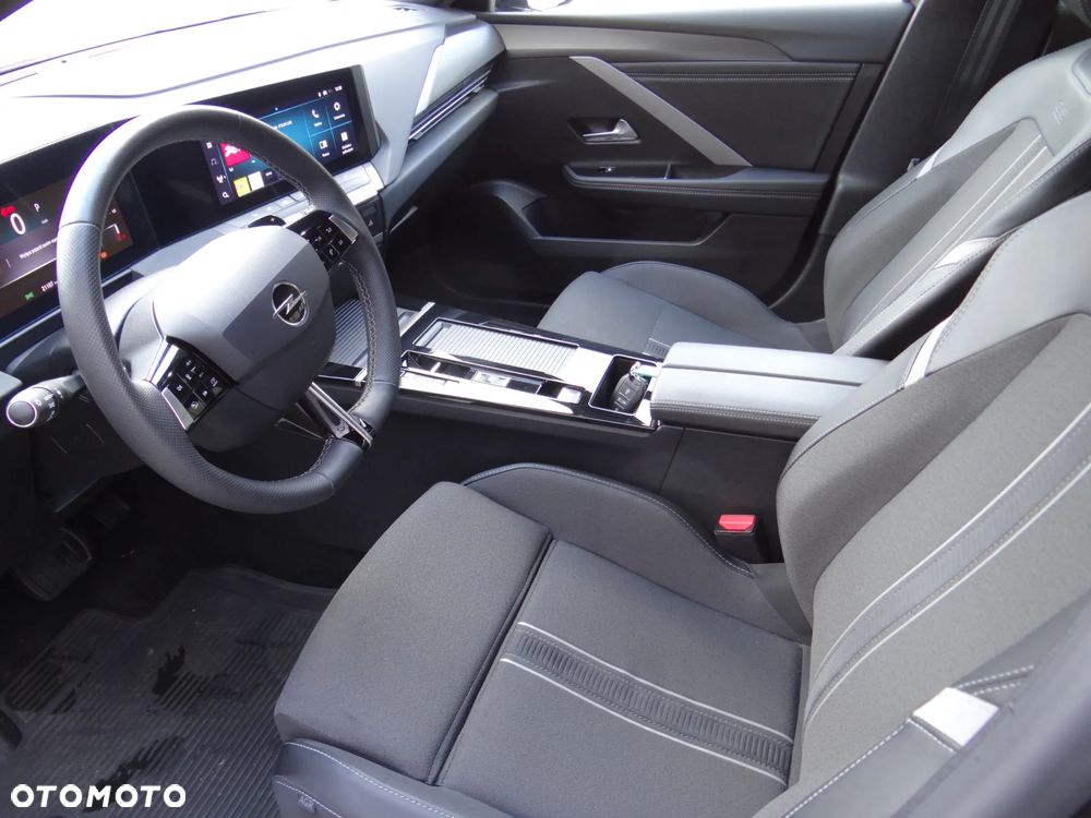 Opel Astra 1.2 T GS S&S - 12