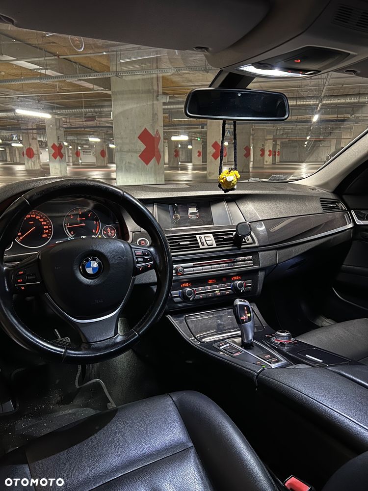 BMW Seria 5 520d - 11