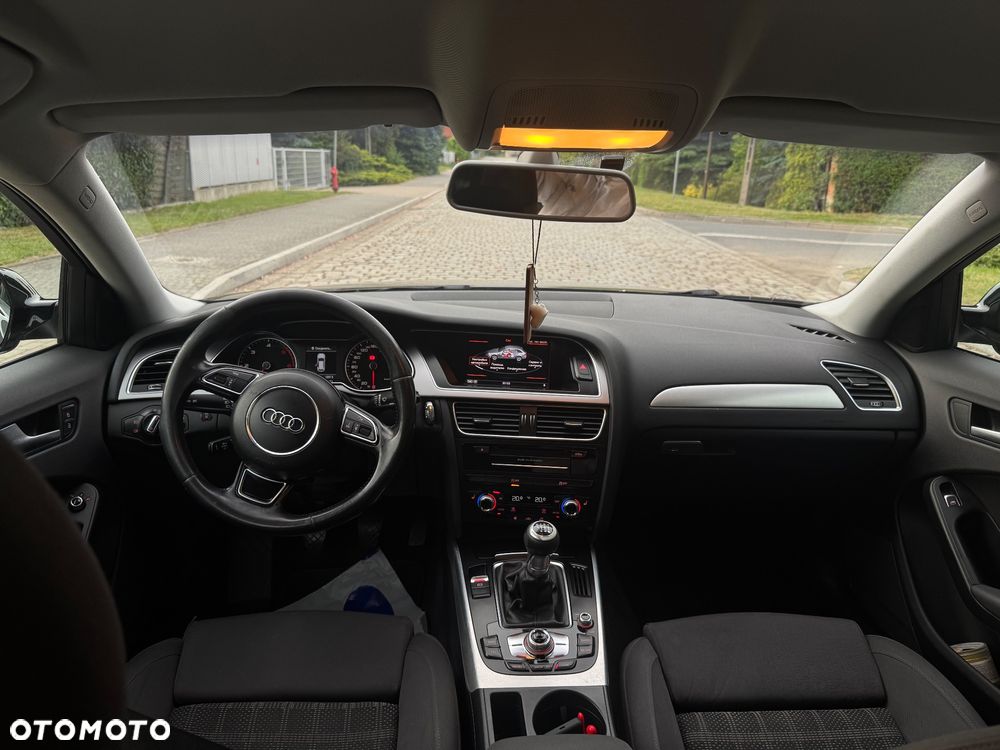 Audi A4 Avant 2.0 TDI DPF clean diesel Ambiente - 9