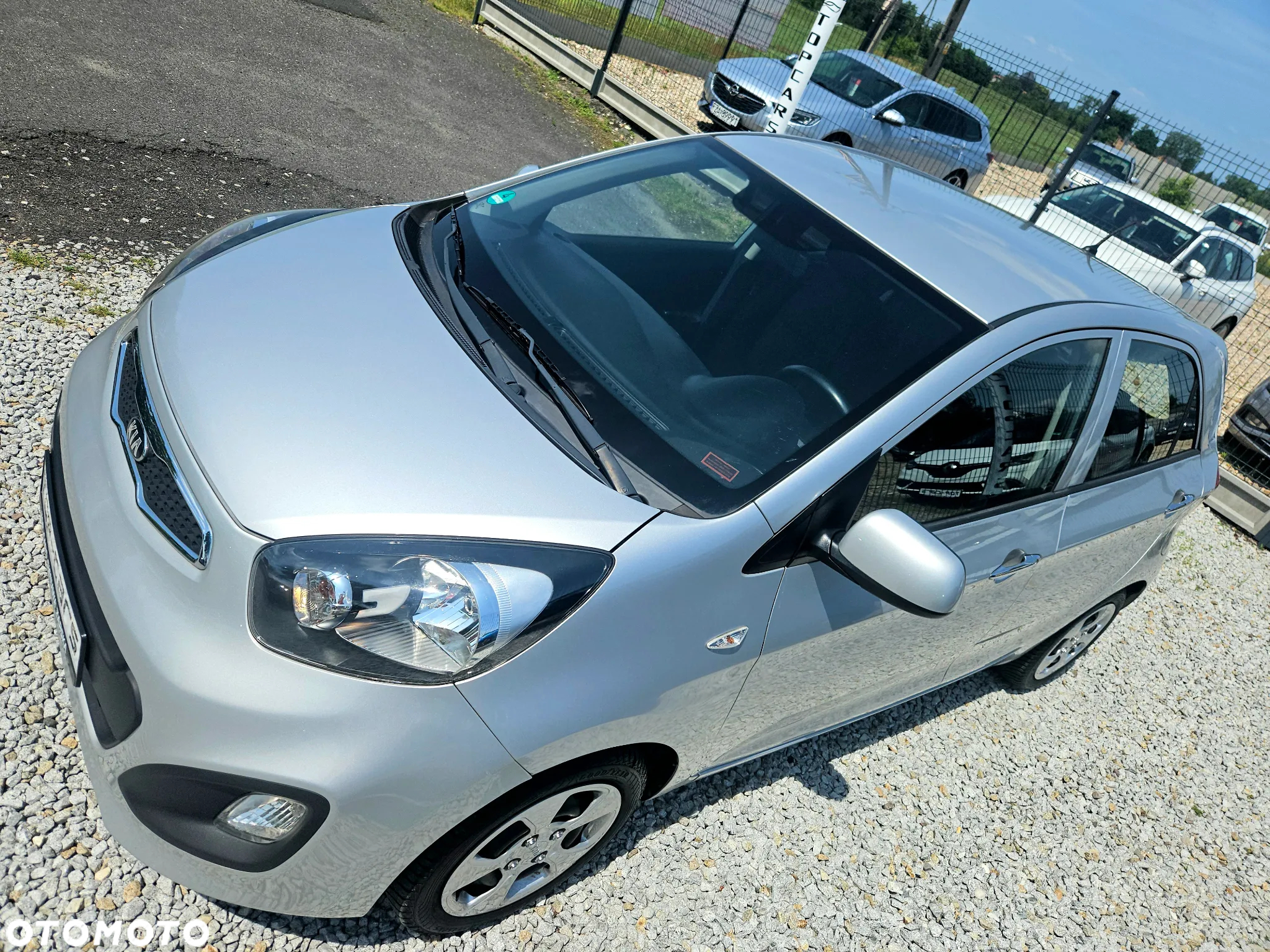 Kia Picanto 1.0 Dream Team Edition - 11