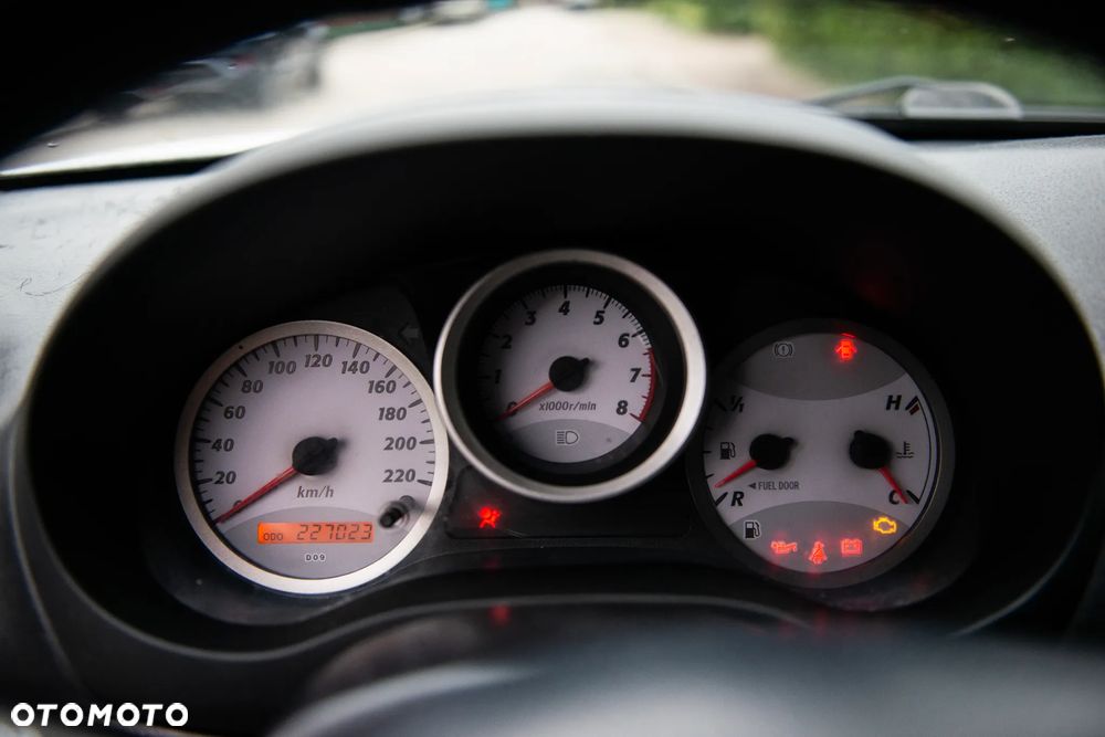 Toyota RAV4 1.8 VVT-i 4x2 - 32