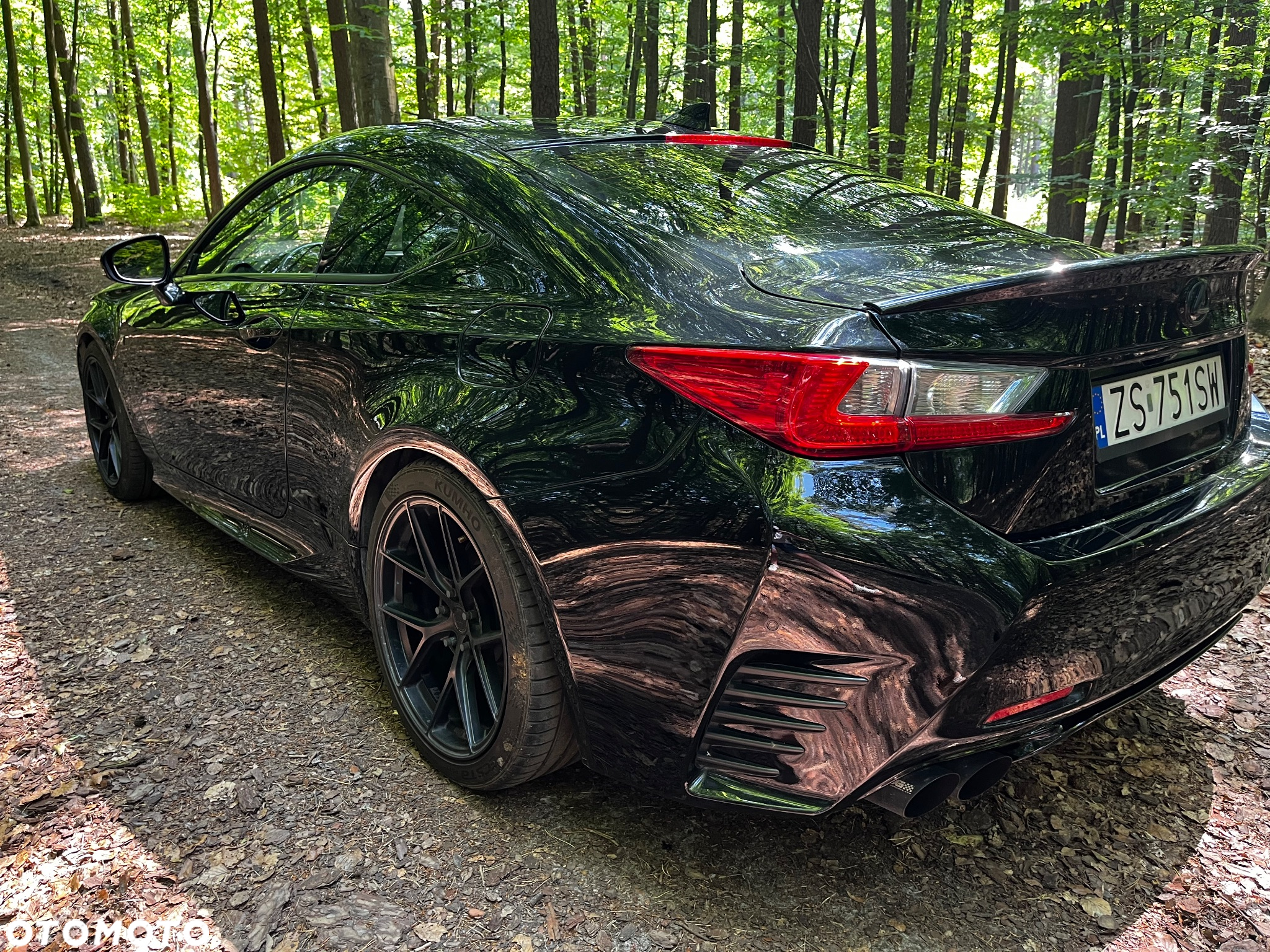 Lexus RC - 10