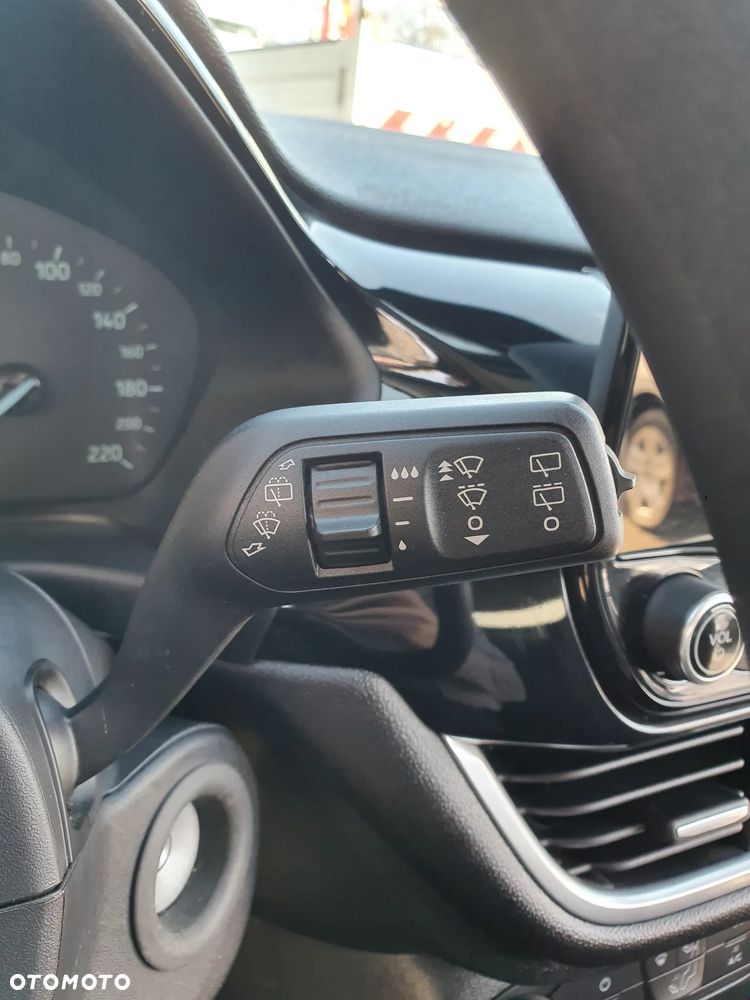 Ford Fiesta - 21