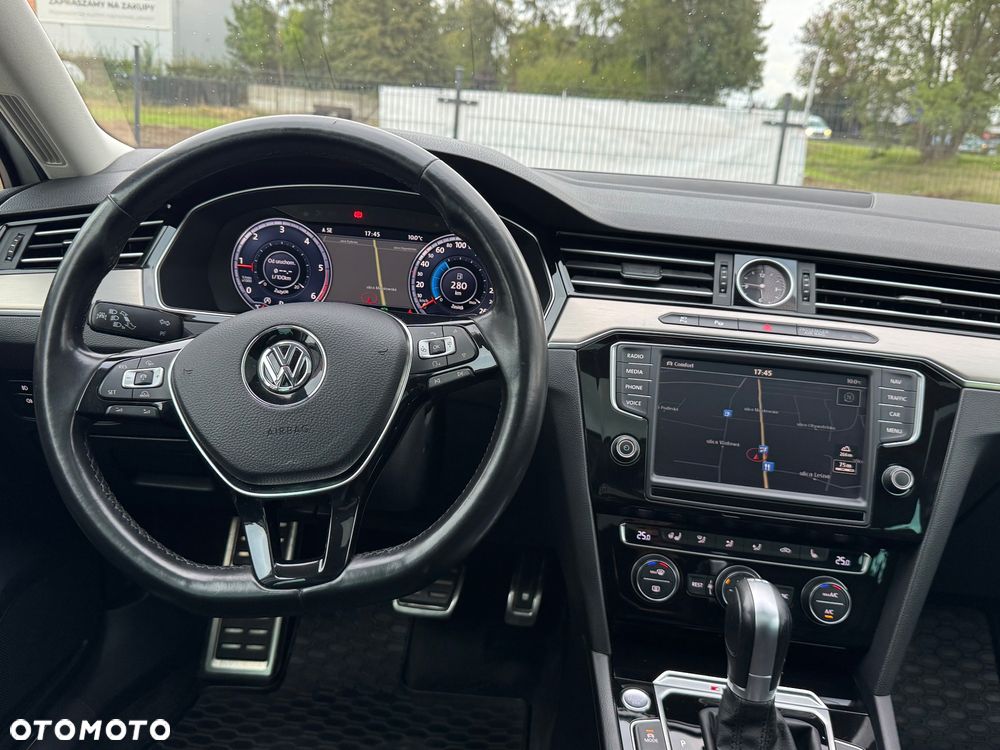 Volkswagen Passat 2.0 TDI 4Mot Elegance DSG - 31