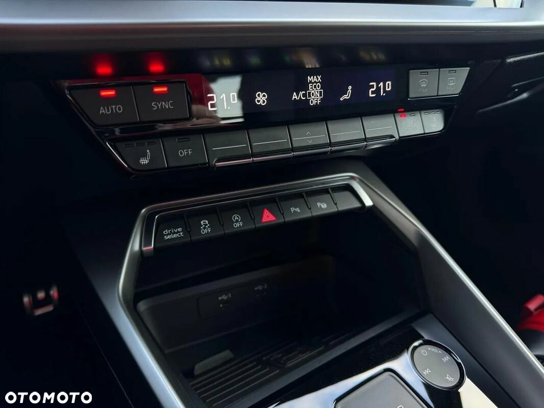 Audi S3 TFSI Quattro S tronic - 31
