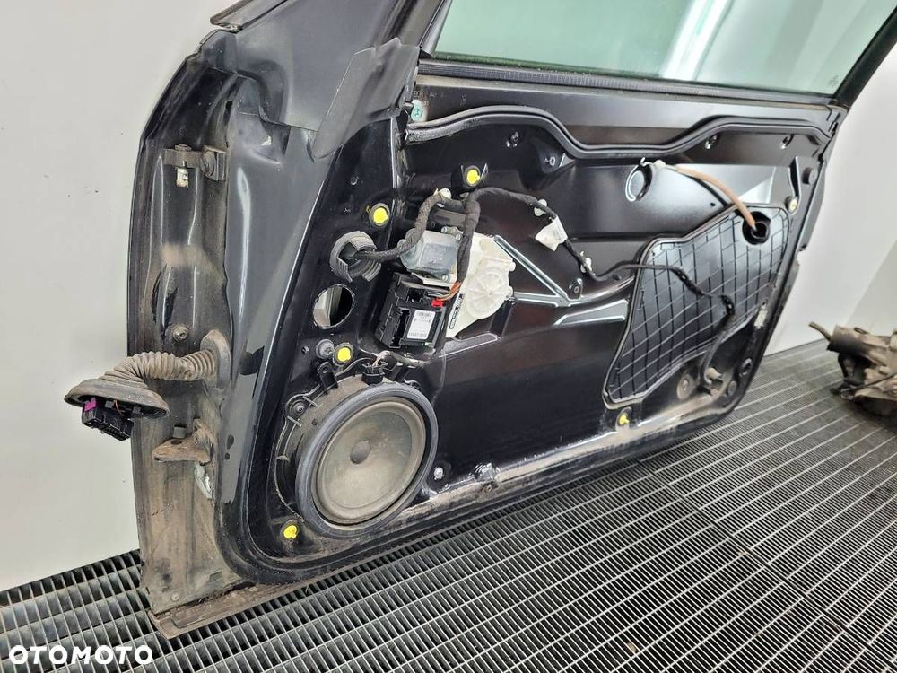 DRZWI PRZÓD PRZEDNIE PRAWE AUDI A3 8P 3D KOMPLETNE - 12
