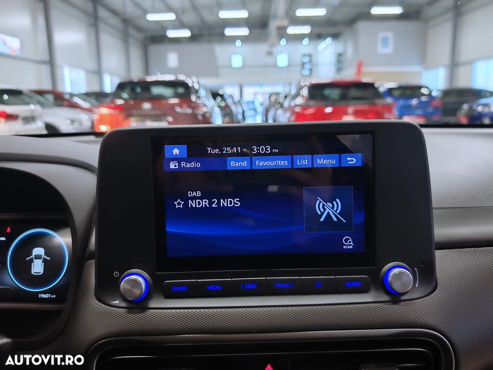 Hyundai KONA EV Select - 18