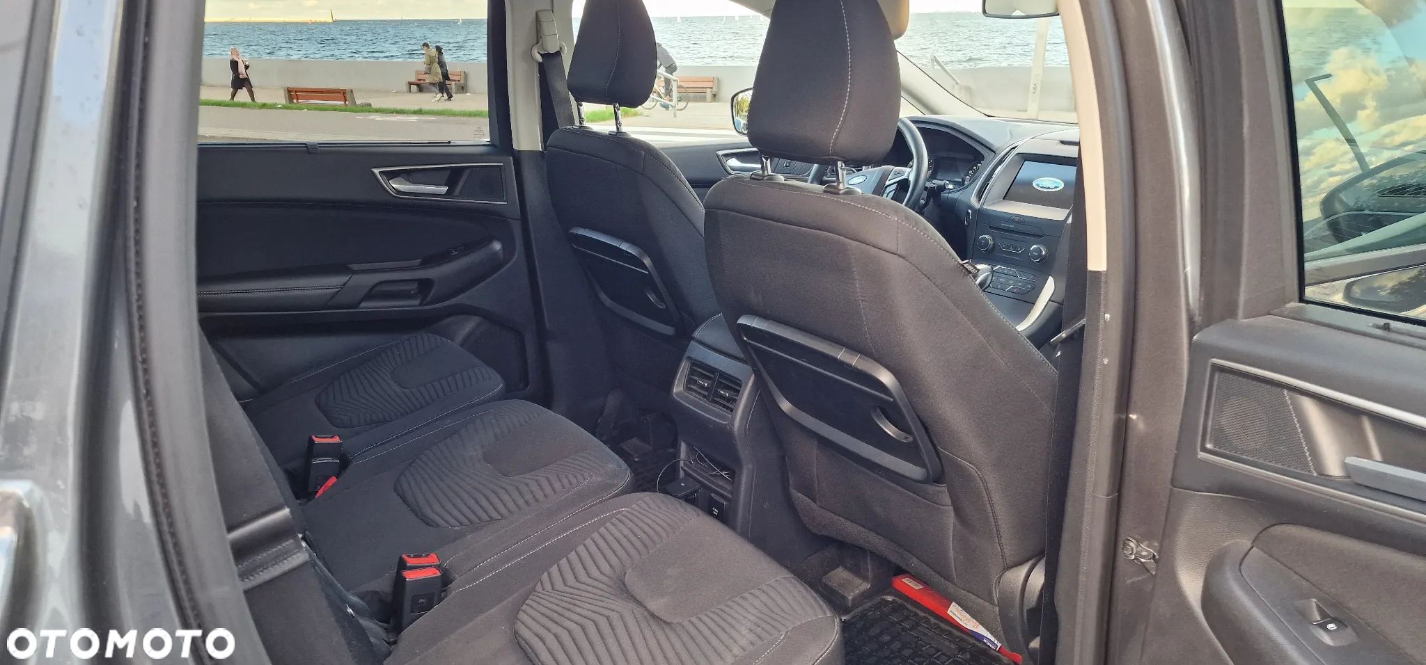 Ford S-Max 2.0 EcoBlue Titanium - 13