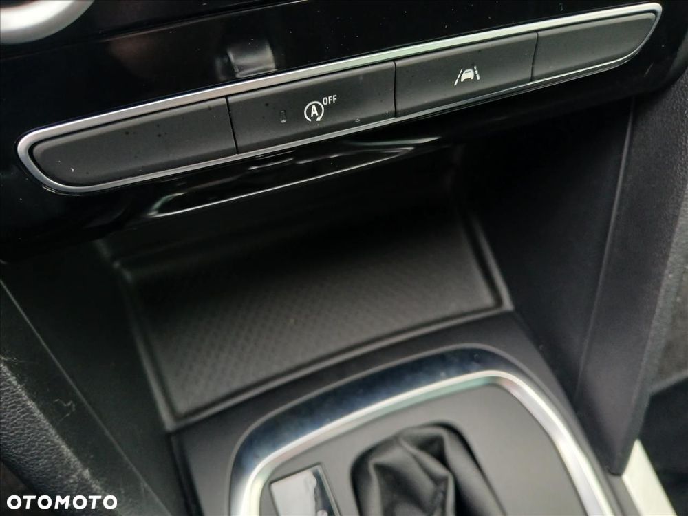 Renault Megane 1.3 TCe FAP Techno EDC - 23