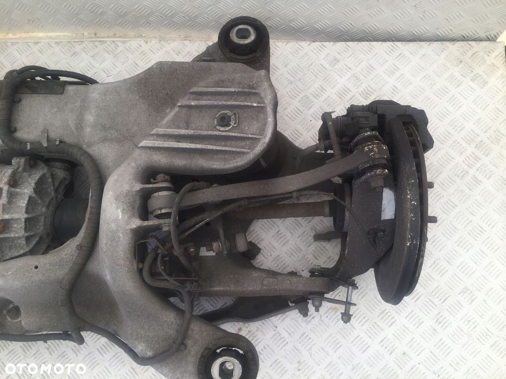 RANGE ROVER VOGUE L405 ZAWIESZENIE BELKA MOST TYŁ - 10