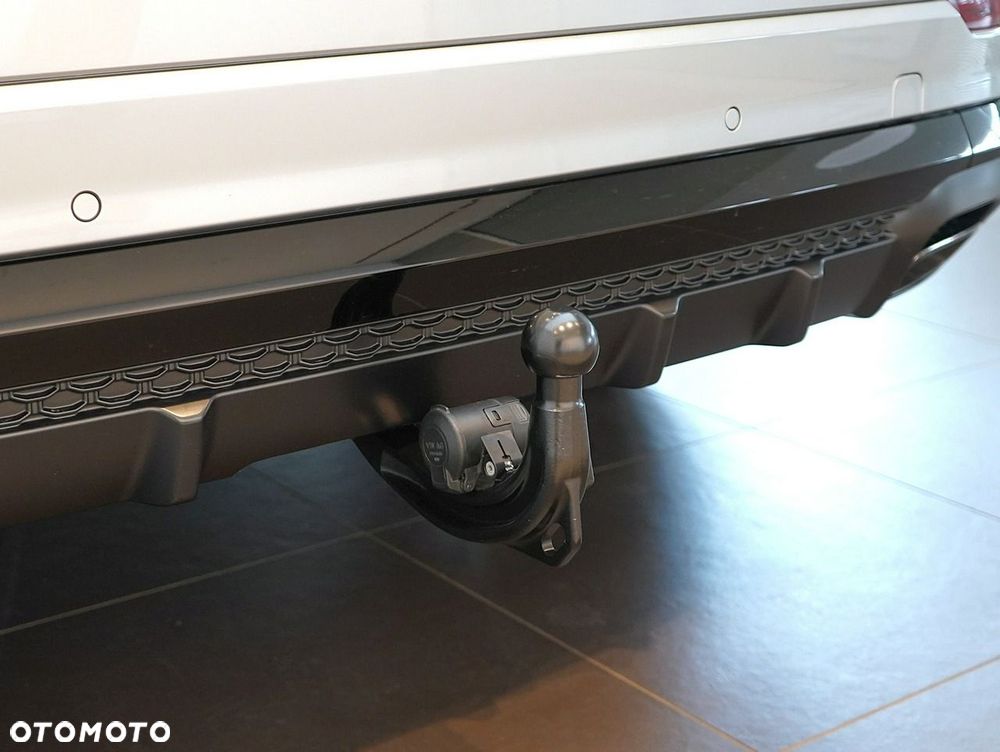 Audi Q8 - 12