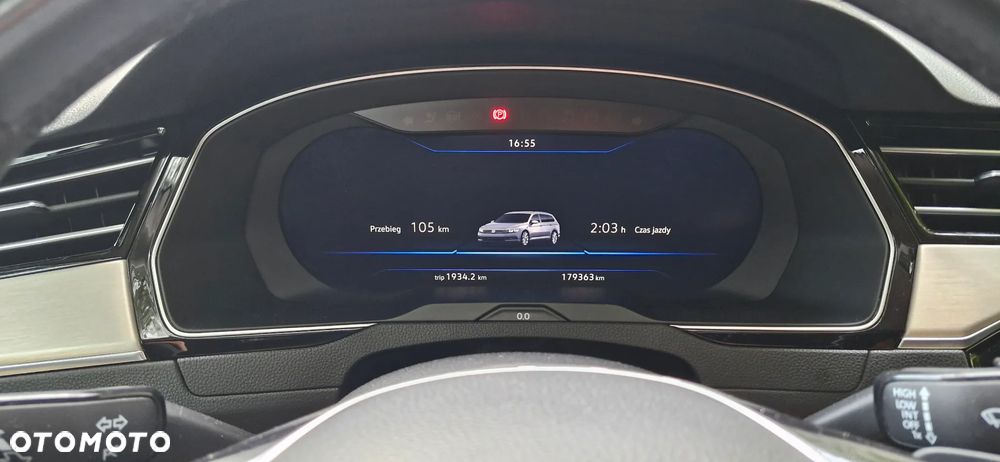 Volkswagen Passat 1.8 TSI BMT Highline DSG - 17