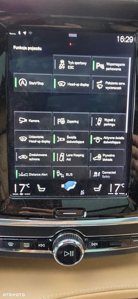 Volvo V90 Cross Country - 13