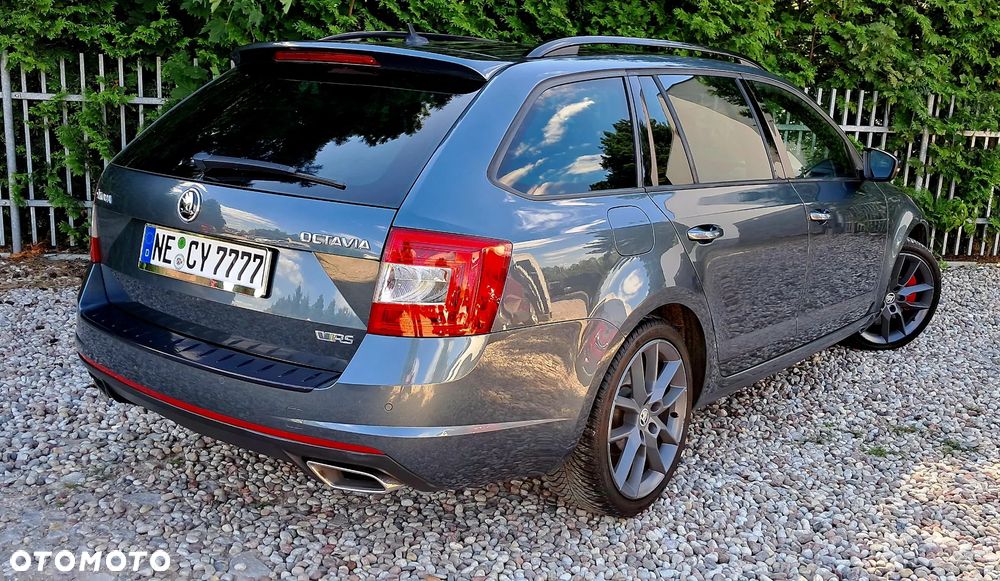 Skoda Octavia 2.0 TDI RS DSG - 28