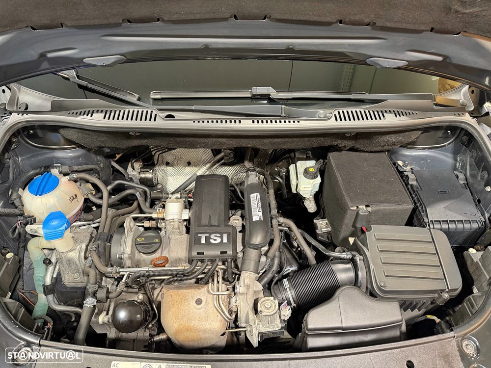 VW Touran 1.2 TSi Confortline 5L - 39